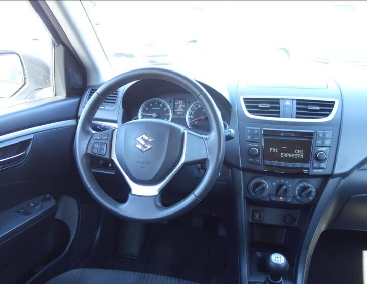 Suzuki Swift 17