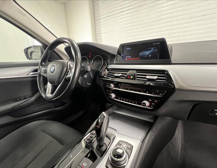 BMW Řada 5 13