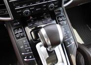 Porsche Cayenne 20