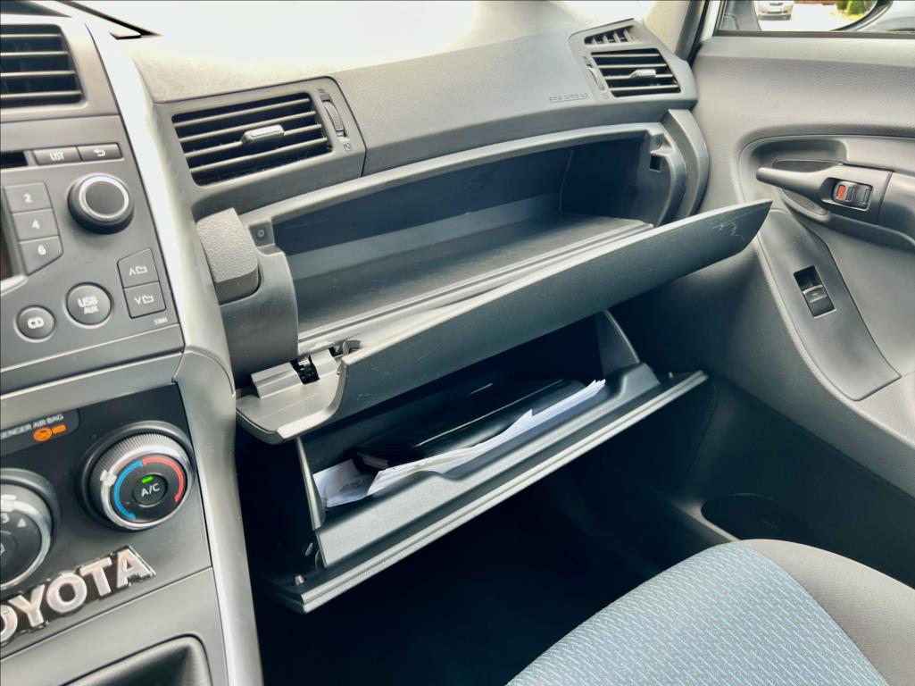 Toyota Verso