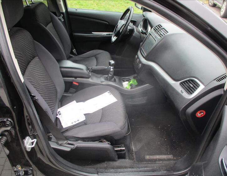 Fiat Freemont 12