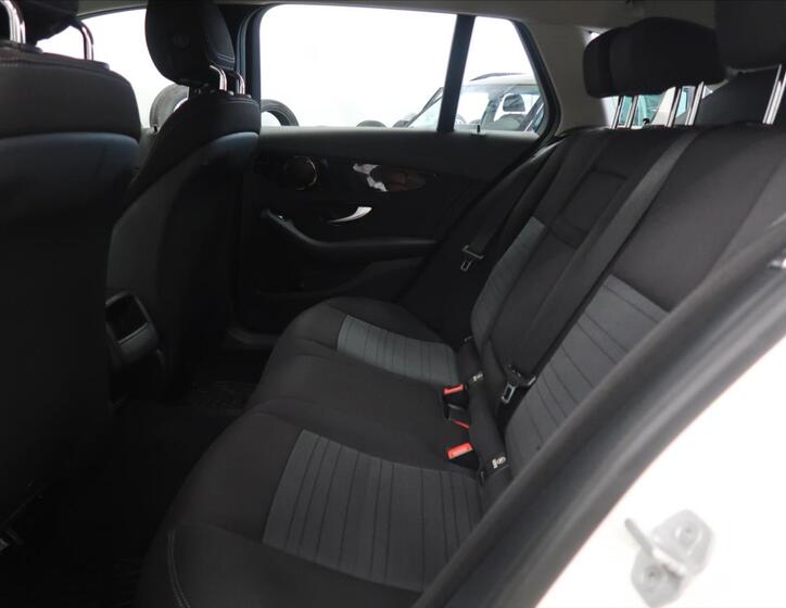 Mercedes-Benz Třídy C 14