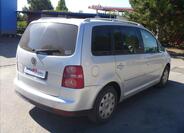 Volkswagen Touran 6