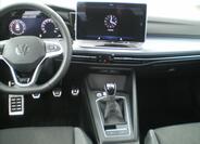 Volkswagen Golf 11