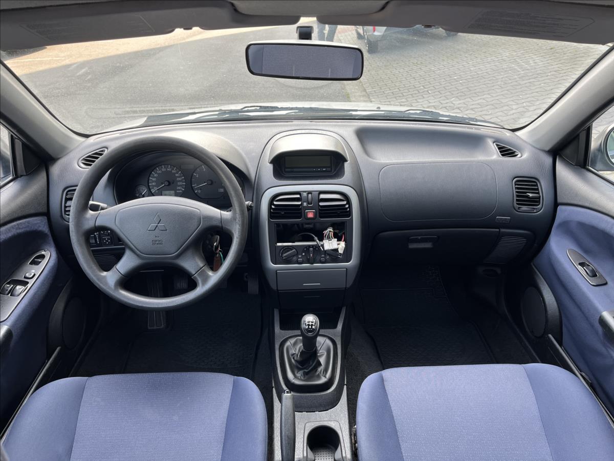 Mitsubishi Carisma