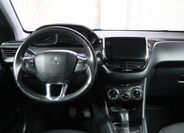 Peugeot 208 15
