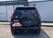 Toyota Land Cruiser 6