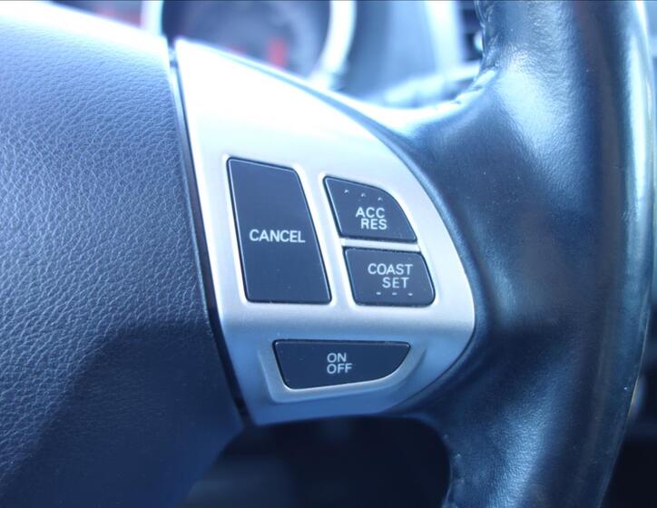 Mitsubishi Outlander 31