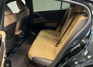 Lexus ES 300h 8