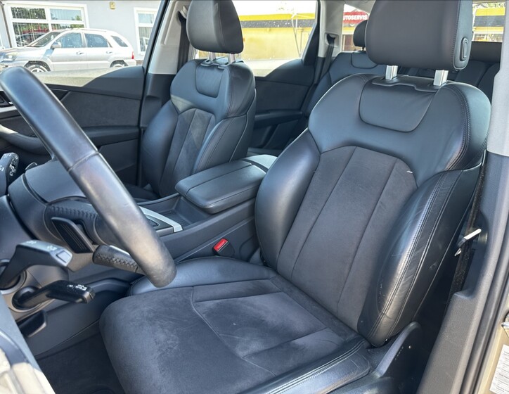 Audi Q7 14