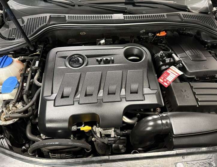 Škoda Superb 30