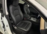 Tesla Model Y 33
