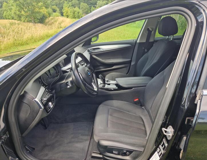 BMW Řada 5 12