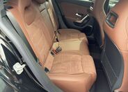 Mercedes-Benz CLA 7