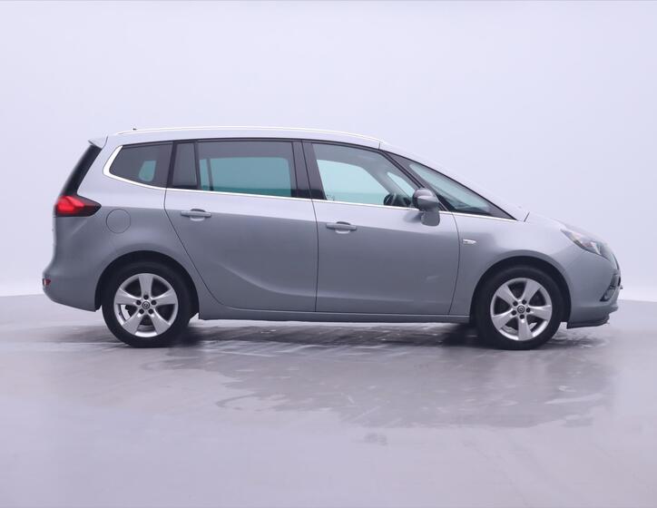 Opel Zafira 8