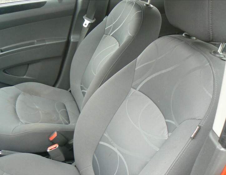 Chevrolet Spark 11