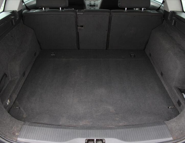 Opel Astra 12