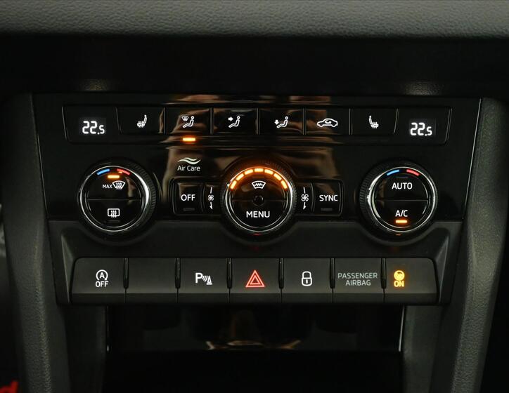 Škoda Karoq 23