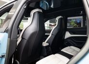 Porsche Taycan 9