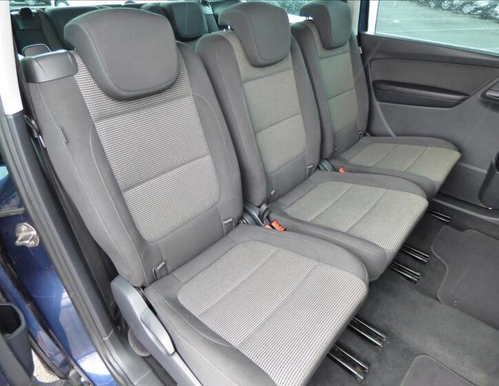 Volkswagen Sharan 76