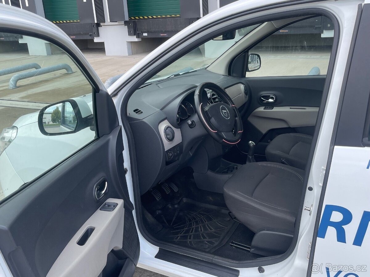 Dacia Lodgy