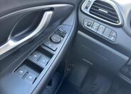 Hyundai i30 16