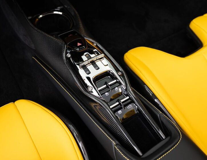 Ferrari SF90 15