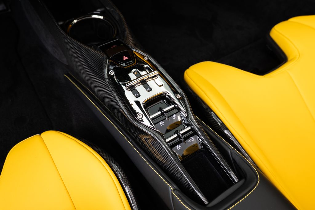 Ferrari SF90