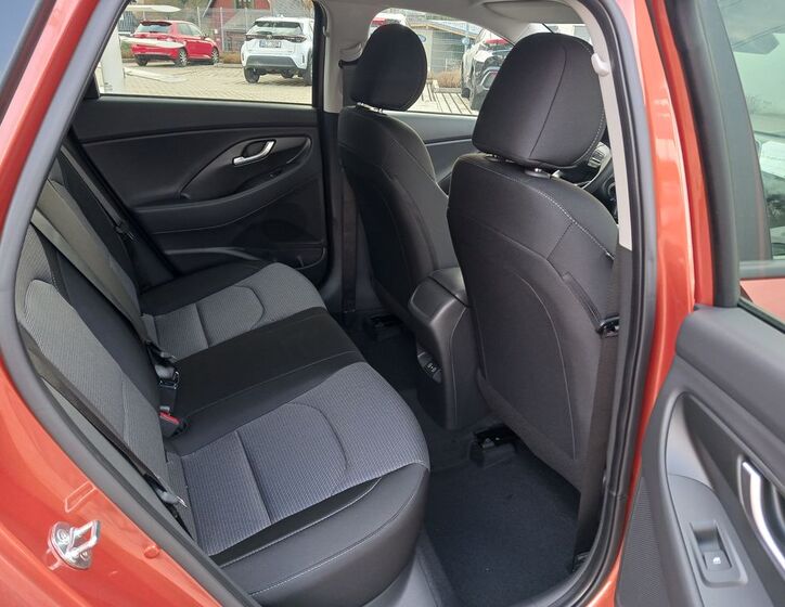 Hyundai i30 14