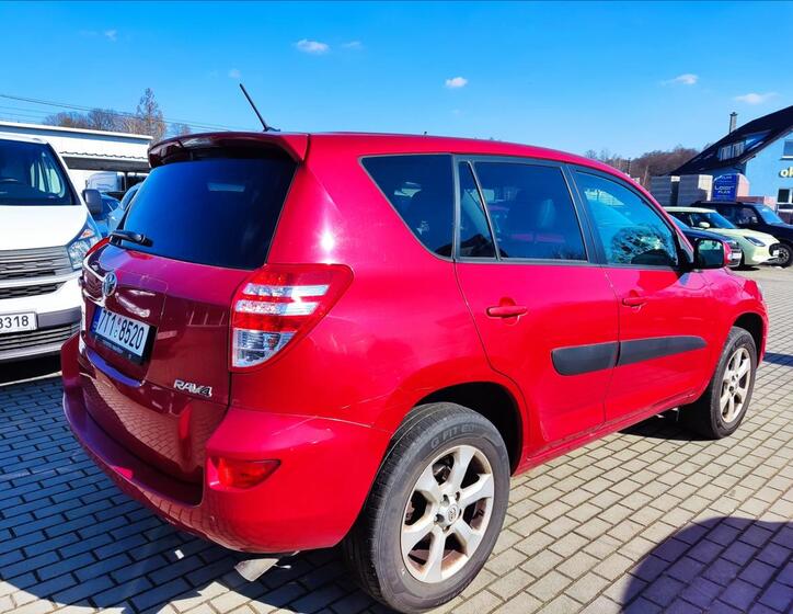Toyota RAV4 3