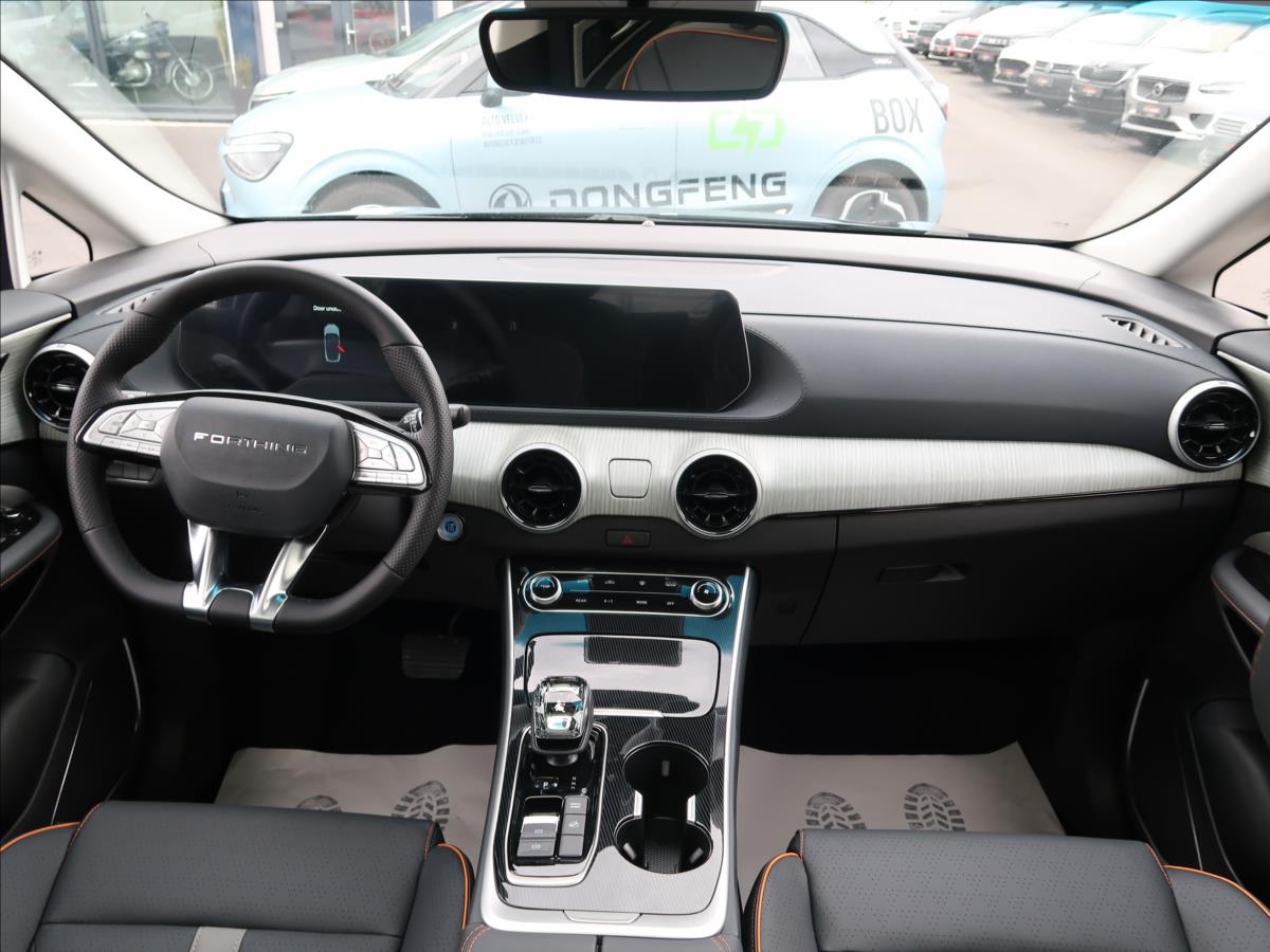 Dongfeng U-Tour