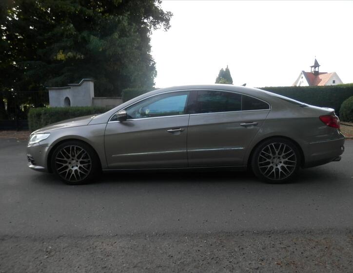 Volkswagen Passat CC 4