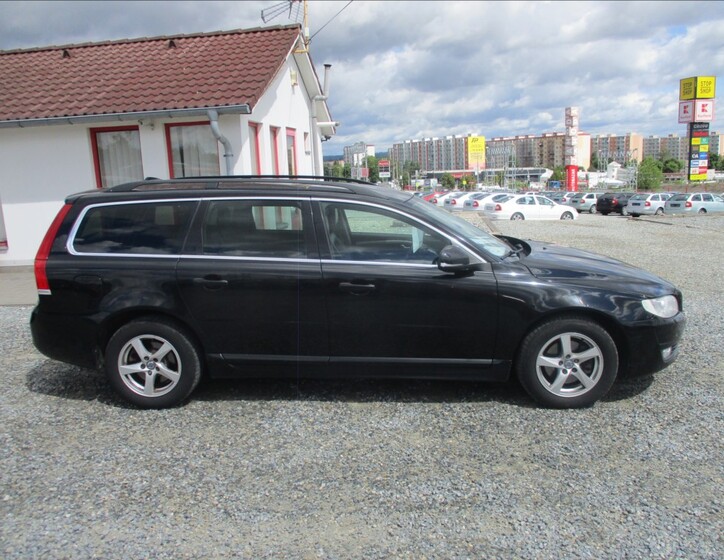 Volvo V70 5