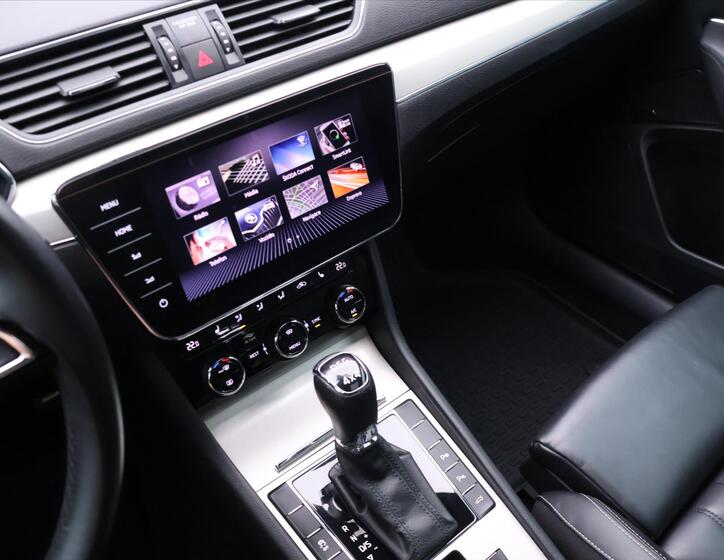Škoda Superb 22