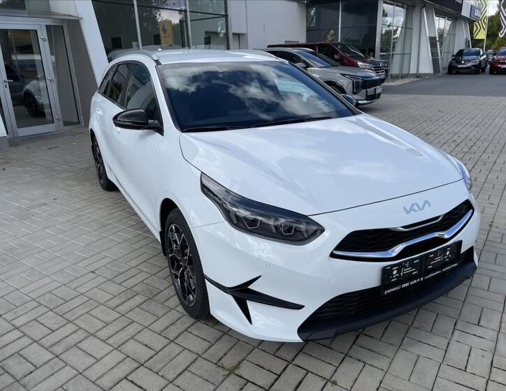 KIA Ceed 4