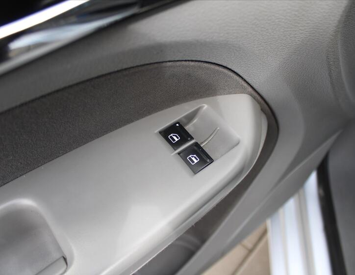 Volkswagen Caddy 17