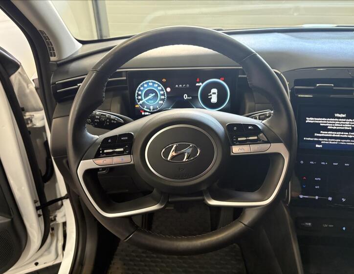 Hyundai Tucson 12