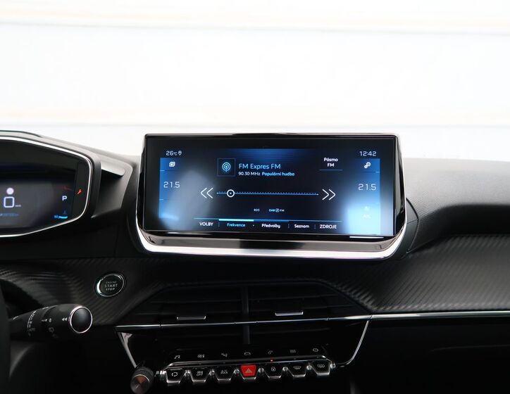 Peugeot 208 25