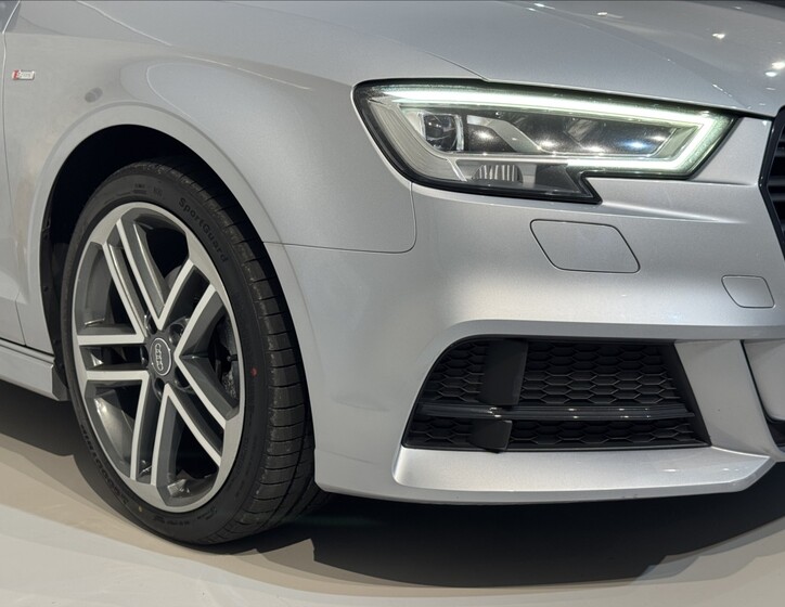Audi A3 4
