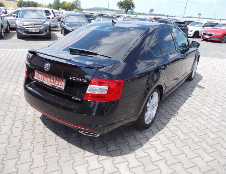 Škoda Octavia 10