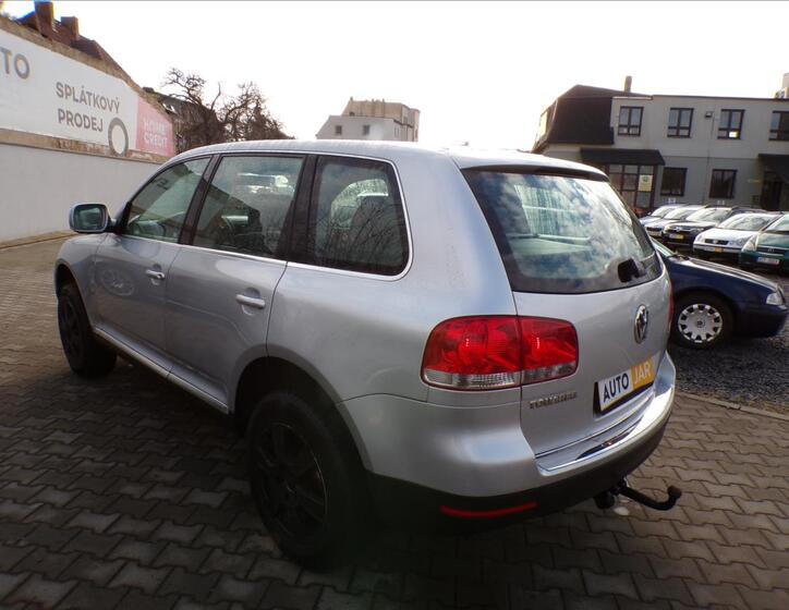 Volkswagen Touareg 4