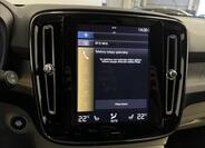 Volvo XC40 8