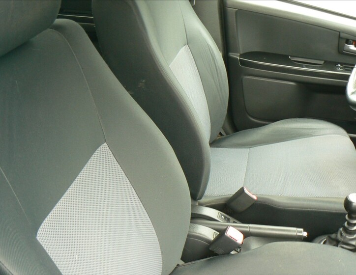 Fiat Sedici 16
