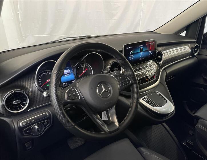 Mercedes-Benz Třídy V 9
