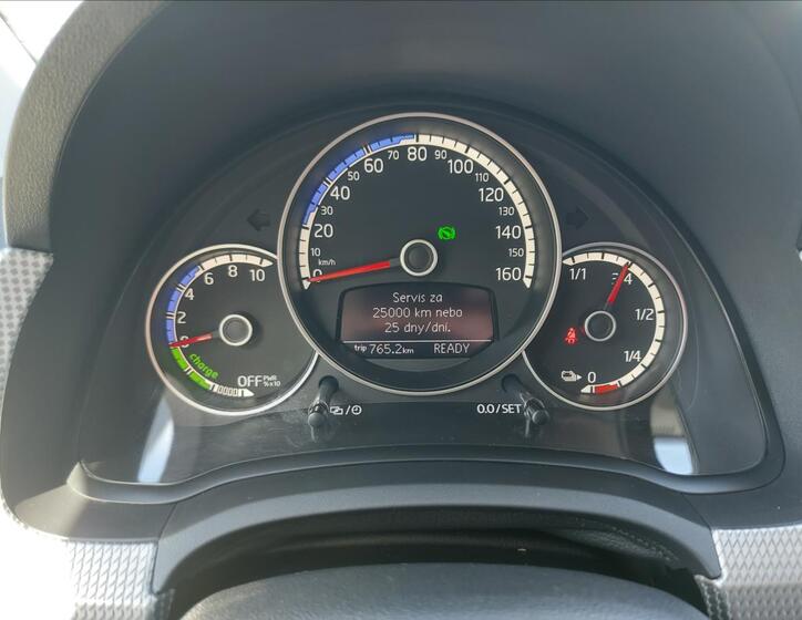Volkswagen e-up! 27