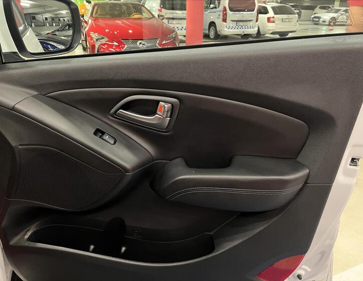 Hyundai ix35 11