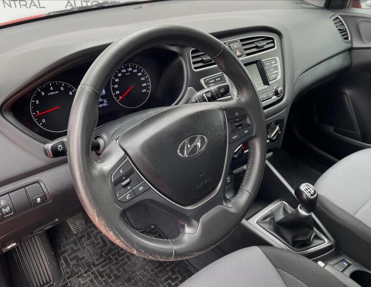 Hyundai i20 12