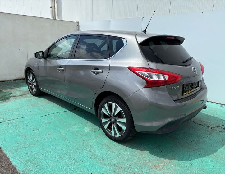 Nissan Pulsar 4