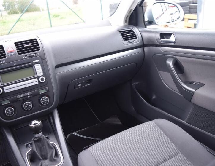 Volkswagen Golf 49