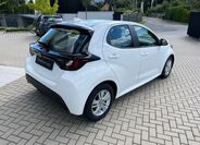Toyota Yaris 6